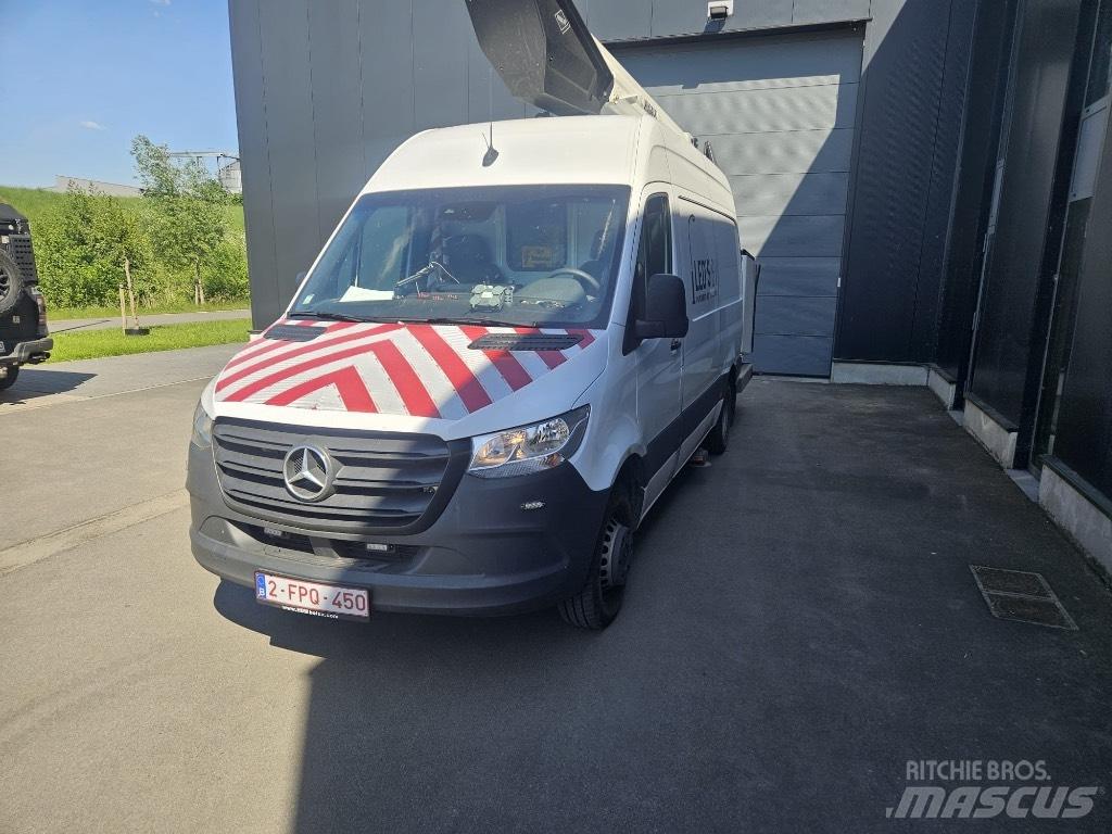 VERSALIFT VT 145 F Auto korvtõstukid