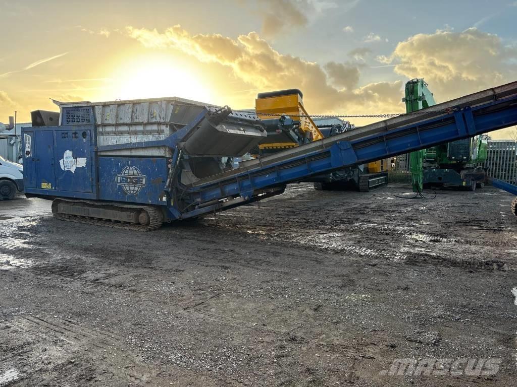 Edge SLAYER XL Prügipurustajad