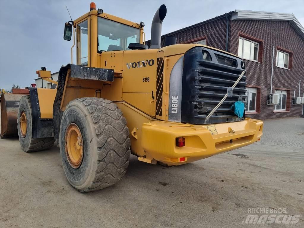 Volvo L 180 E Rataslaadurid