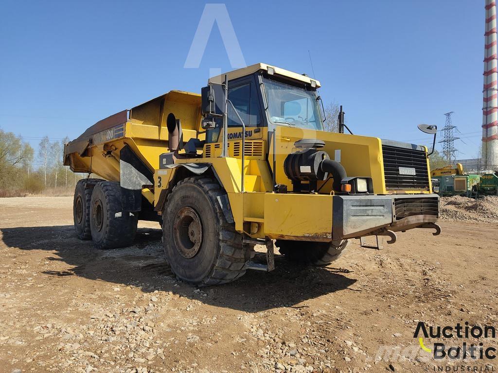 Komatsu HM400 Liigendraamiga pinnaseveokid