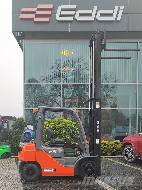 Toyota 02-8FGF20 Gaasitõstukid