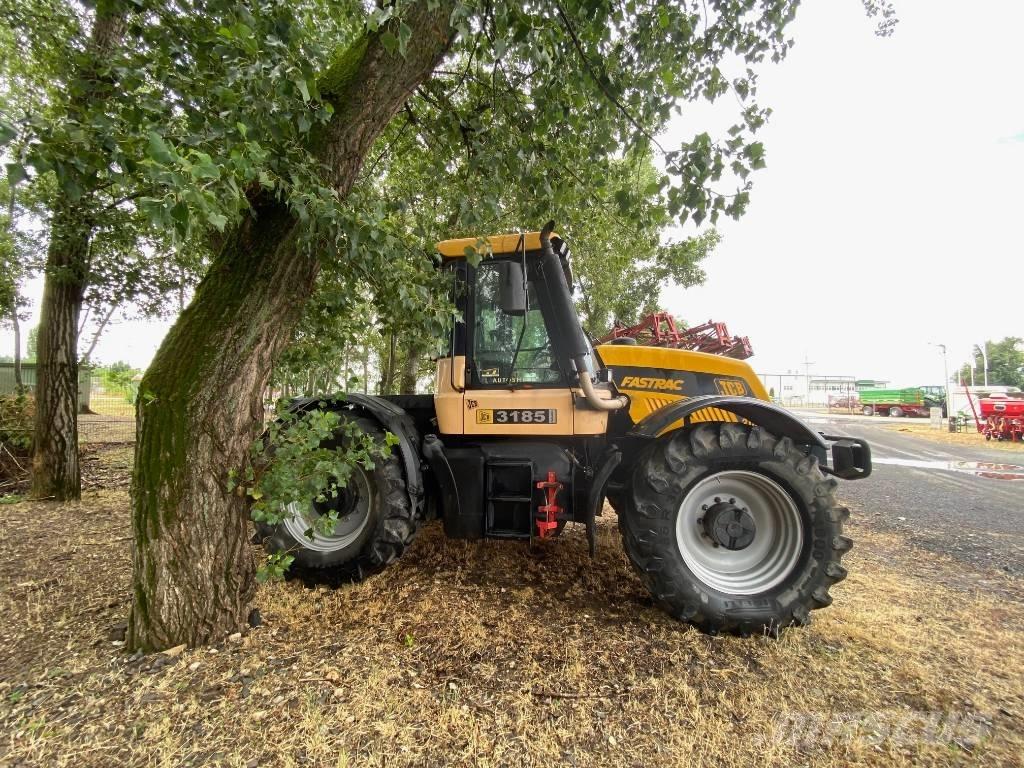 JCB Fastrac 3185 Traktorid