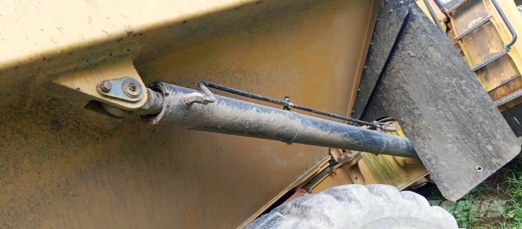 CAT 730 C 2 Liigendraamiga pinnaseveokid