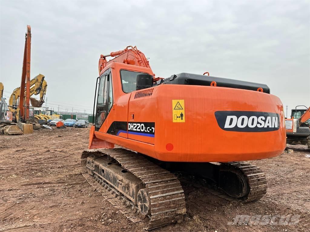 Doosan DH 220 LC-7 Roomikekskavaatorid