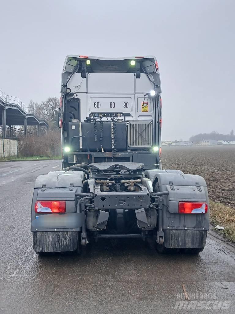 MAN TGX 26.580 Sadulveokid