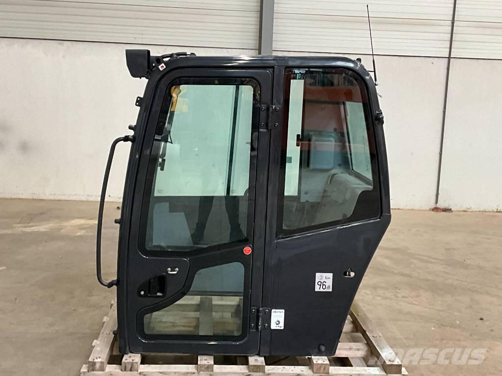 Kubota KX 080-4 A 2 Kabiinid