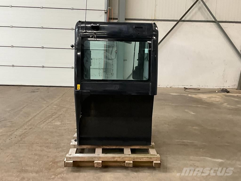 Kubota KX 080-4 A 2 Kabiinid