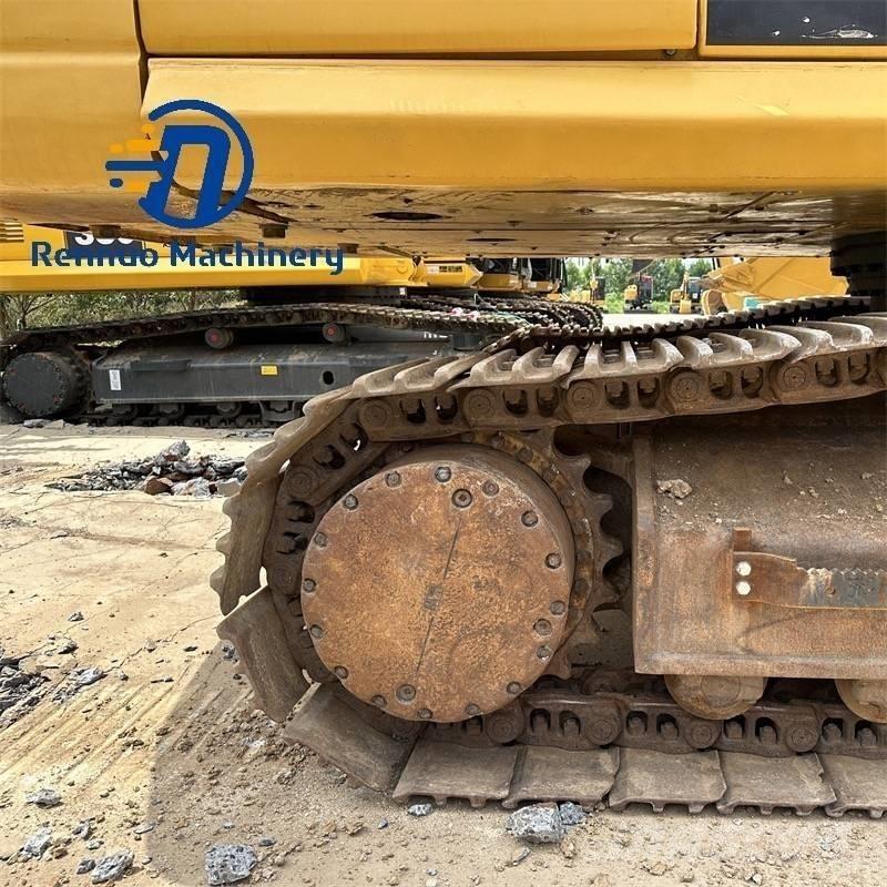 Komatsu PC 400-7 Roomikekskavaatorid