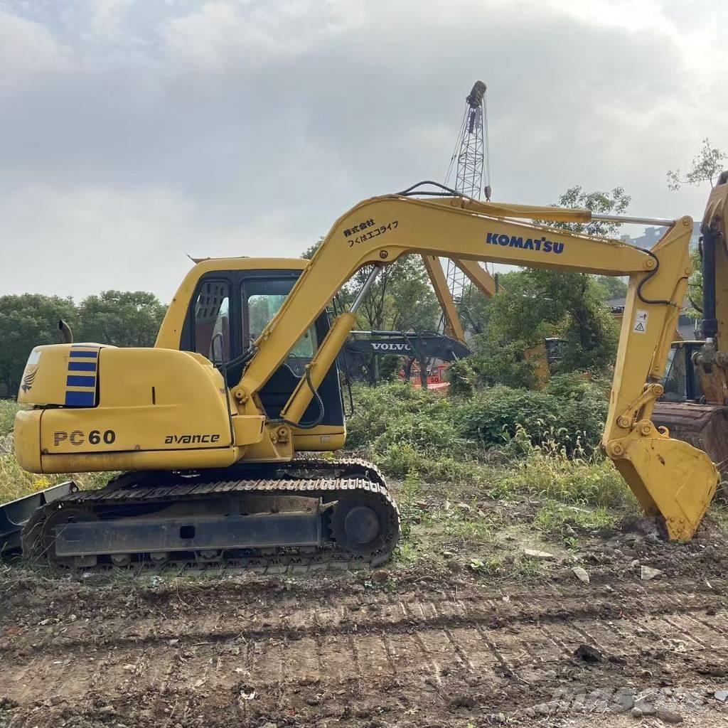Komatsu PC 60 Roomikekskavaatorid