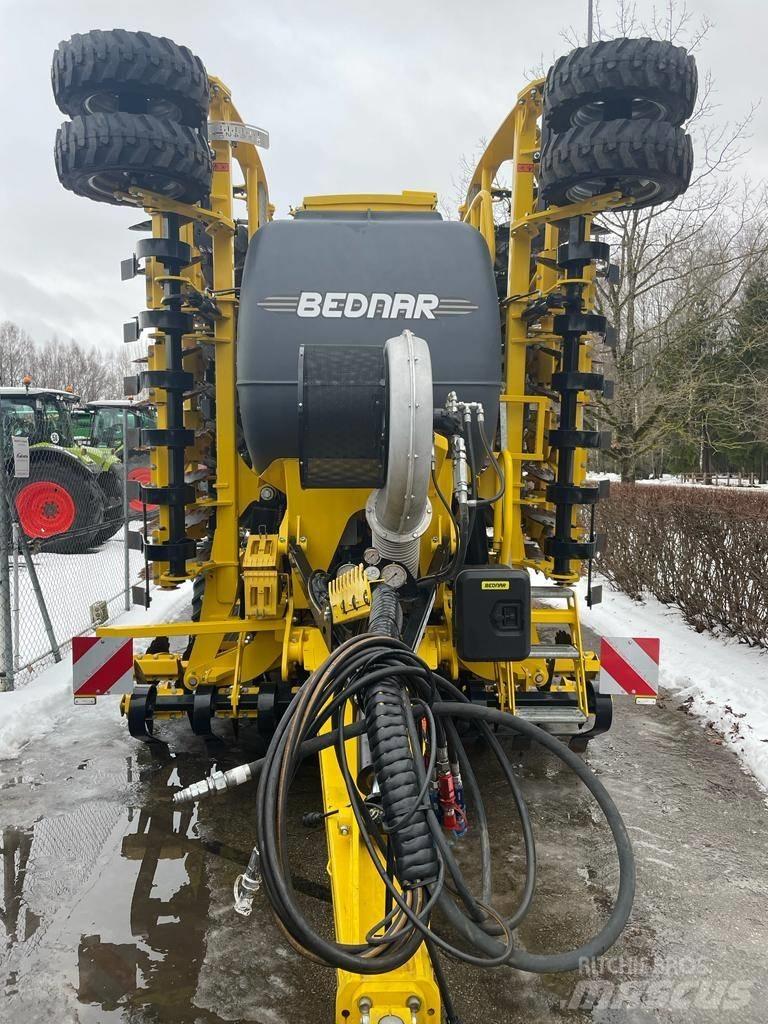 Bednar Omega 8000 FL Külvik-äkked