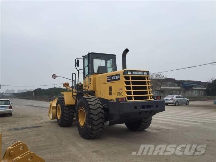 Komatsu WA 380-3 Rataslaadurid