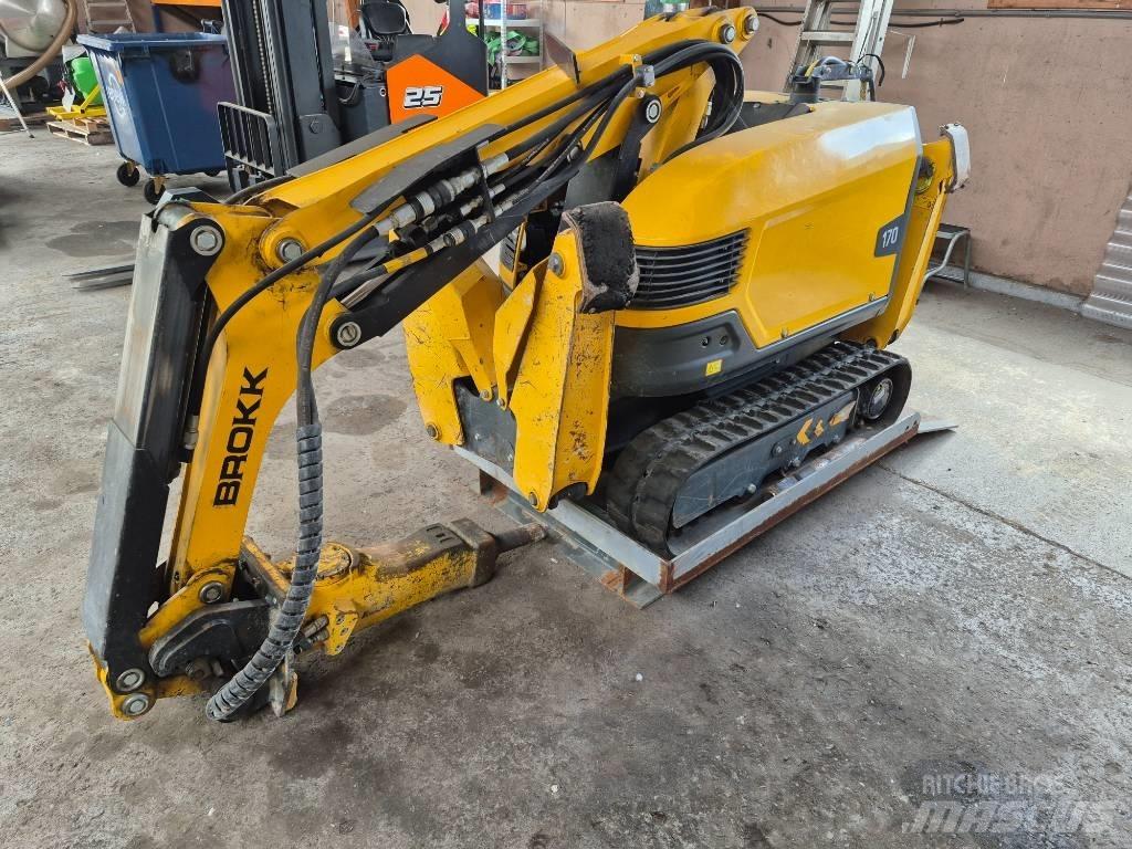 Brokk 170 Lammutusekskavaatorid