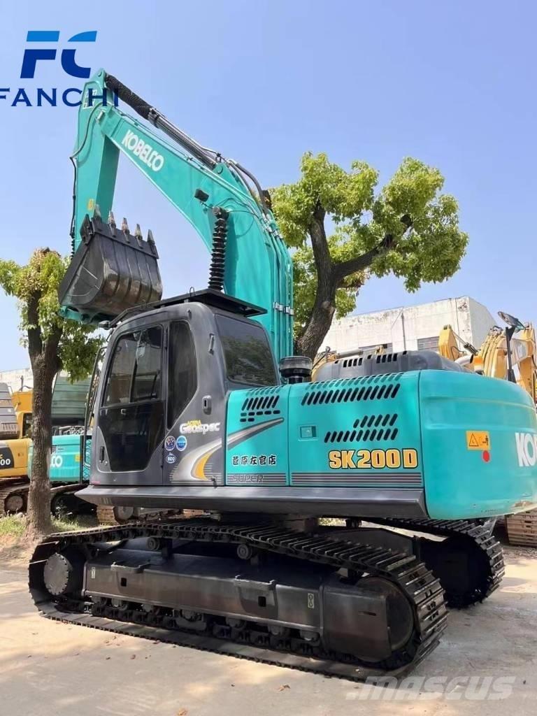 Kobelco SK 200 Roomikekskavaatorid