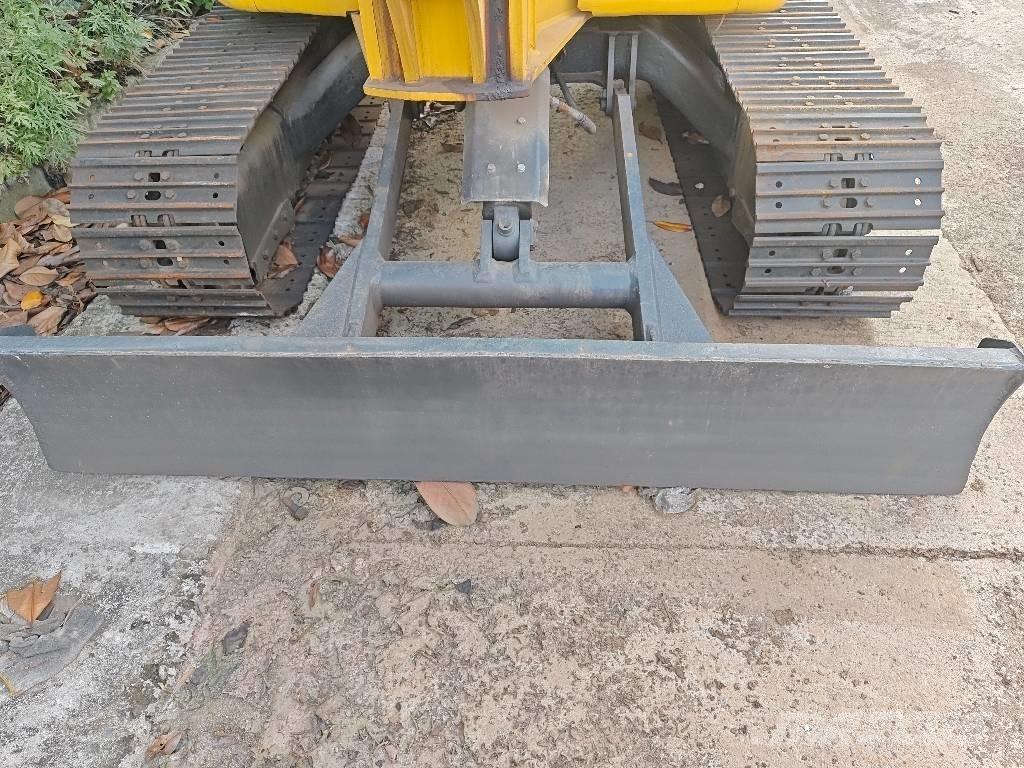 Komatsu PC 55 MR Miniekskavaatorid < 7 t