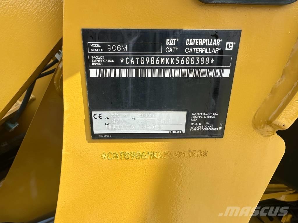 CAT 906 M Rataslaadurid