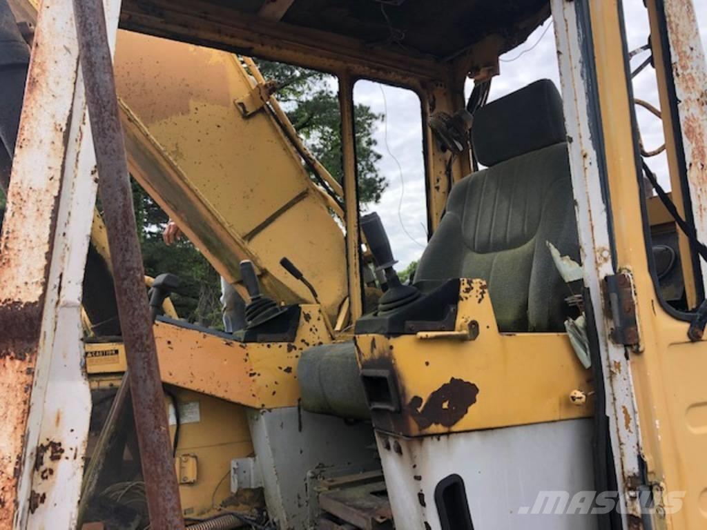 Komatsu PC 200 LC-3 Roomikekskavaatorid