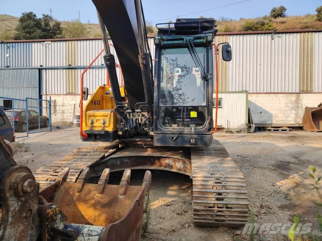 Volvo EC 220 E Roomikekskavaatorid