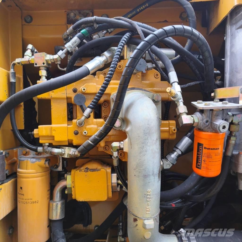 CAT 320 B Roomikekskavaatorid