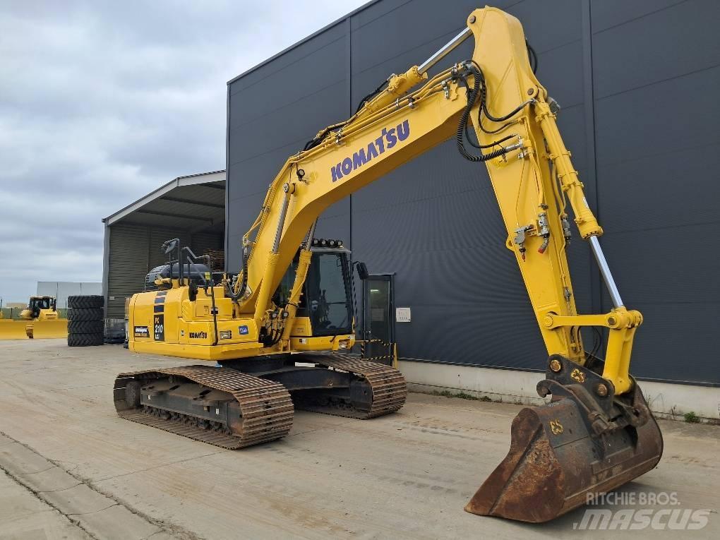 Komatsu PC210LCI-11 Roomikekskavaatorid