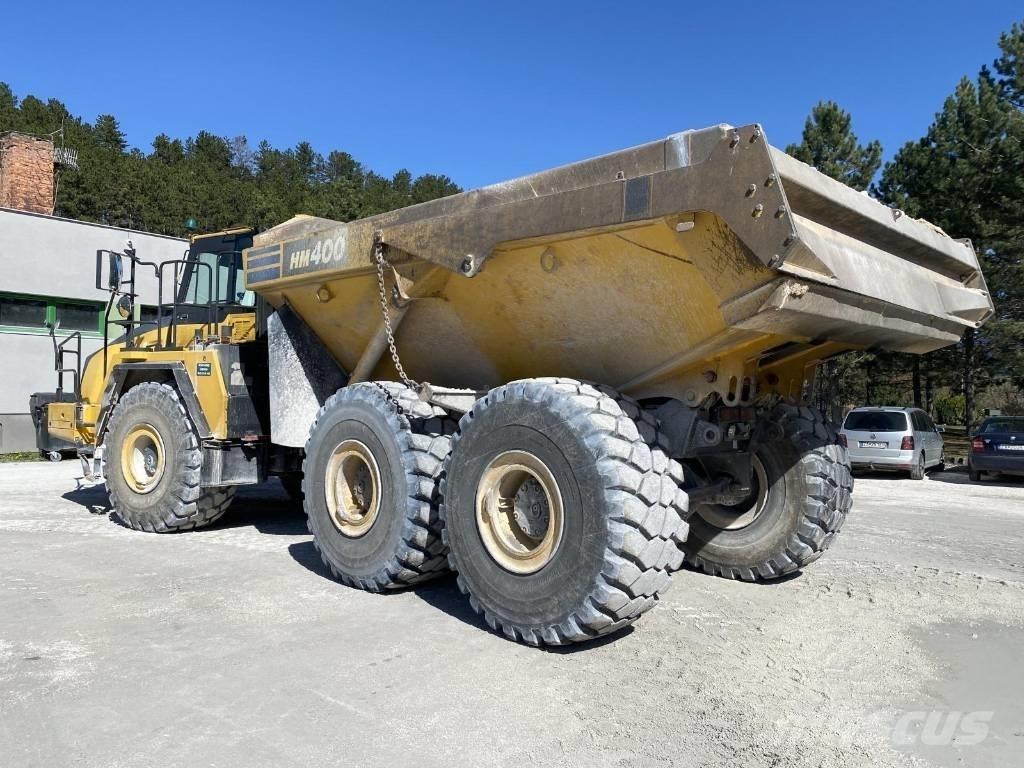 Komatsu HM 400 Liigendraamiga pinnaseveokid