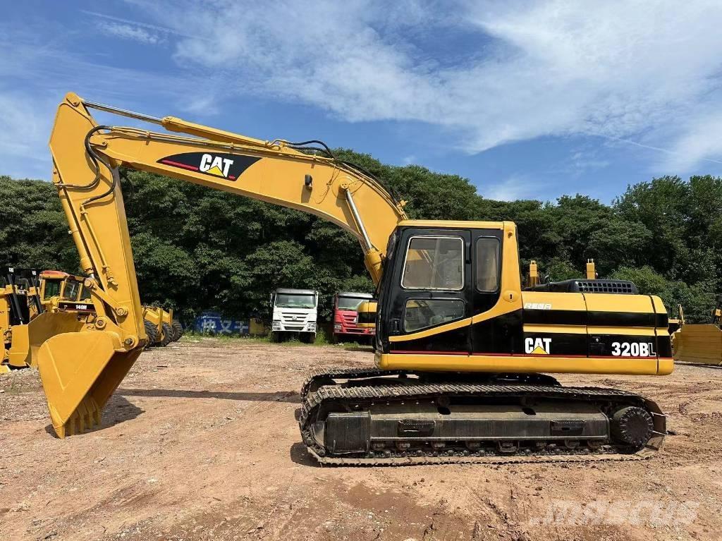 CAT 320 B L Roomikekskavaatorid