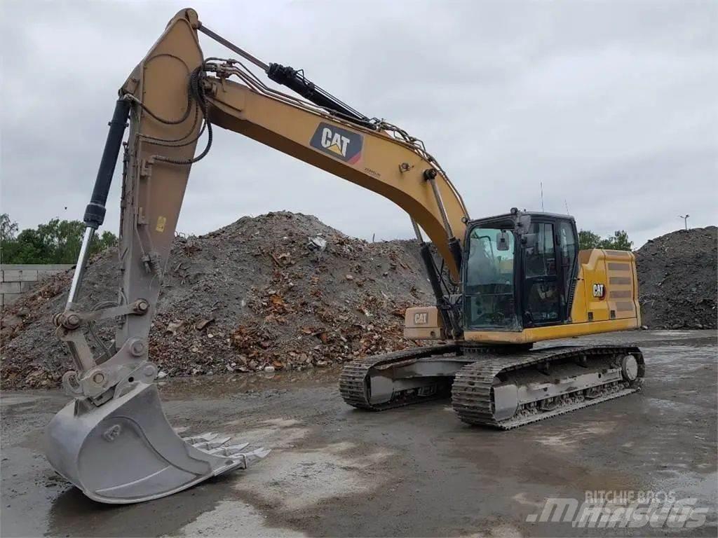 CAT 320 Roomikekskavaatorid