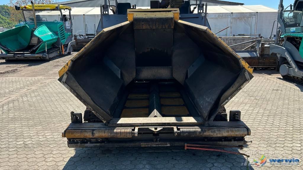 Volvo ABG TITAN 5820 Asfaldilaoturid