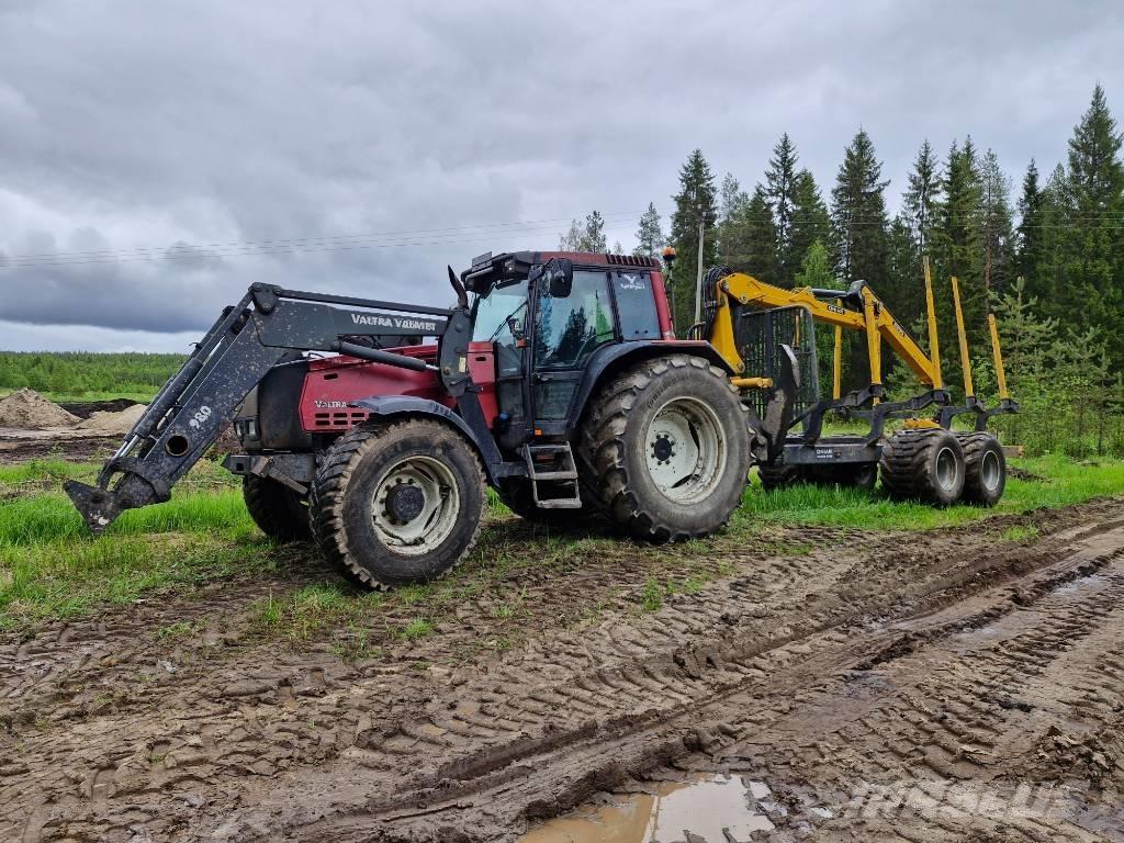 Valtra 8450 Hitech Traktorid
