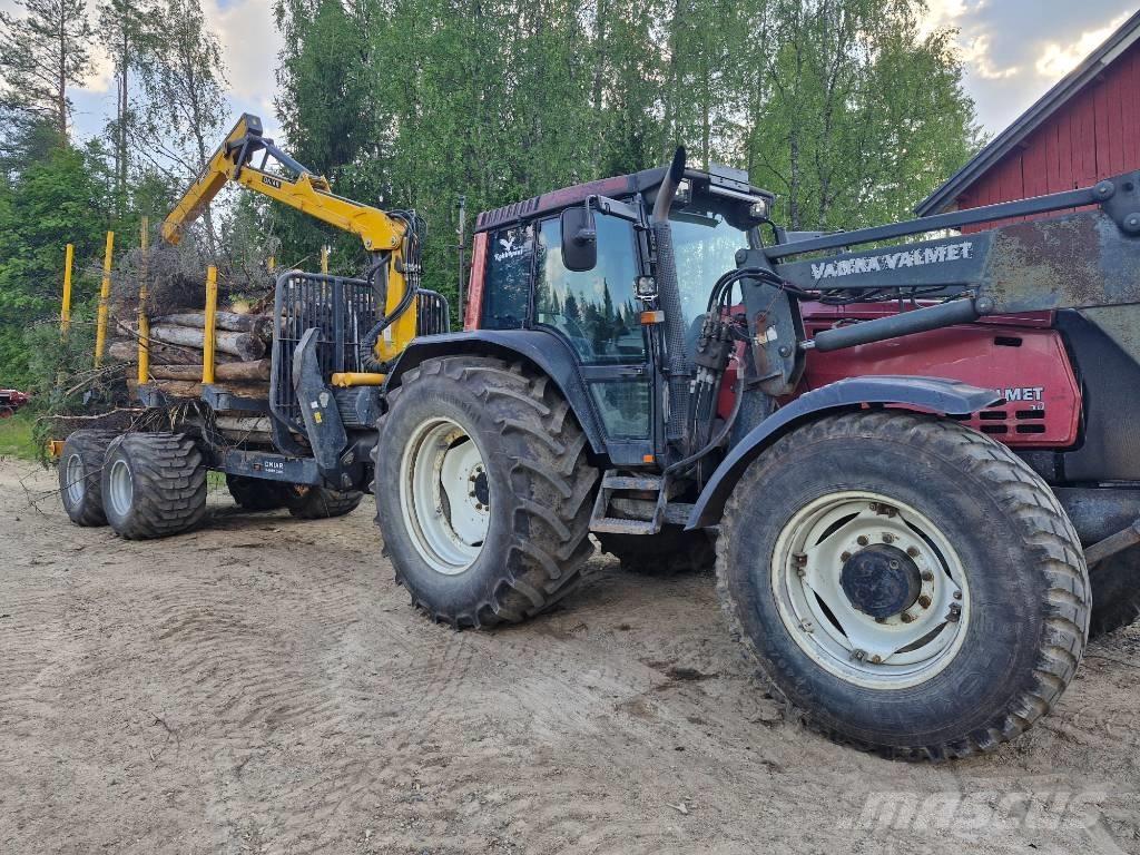 Valtra 8450 Hitech Traktorid