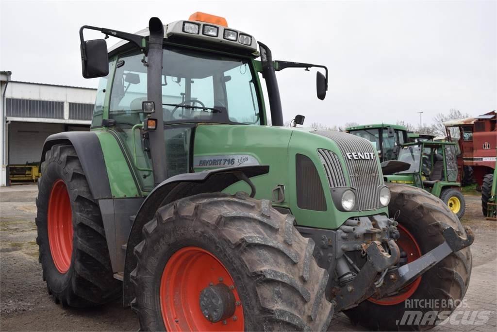 Fendt 716 Vario Traktorid