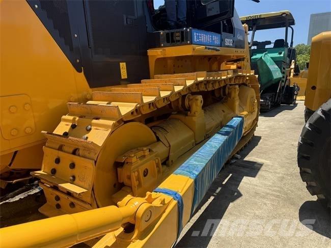 Shantui SD 32 Buldooserid