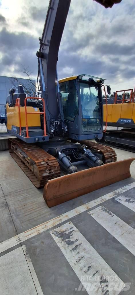 Volvo EC 140 EL Roomikekskavaatorid