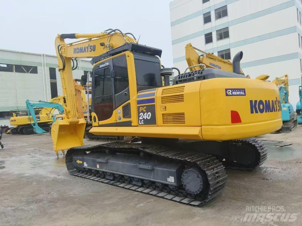 Komatsu PC 240 Roomikekskavaatorid