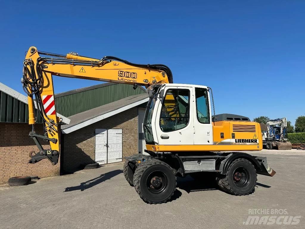 Liebherr A900C Ratasekskavaatorid