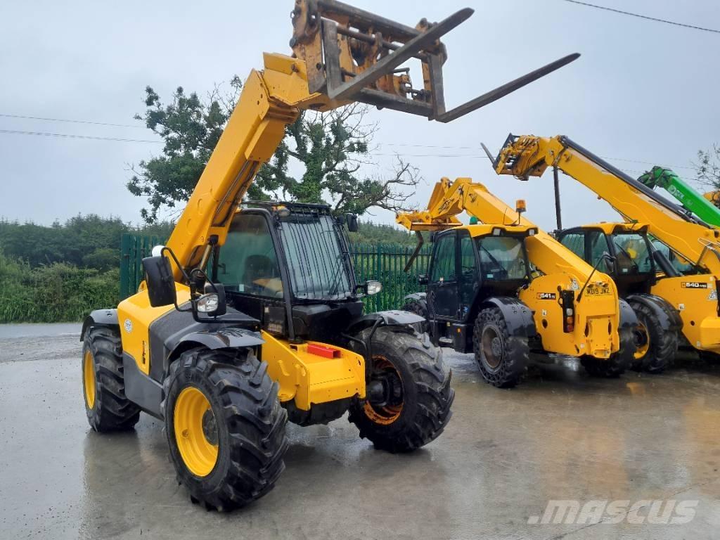 JCB 541-70 Põllumajanduslikud teleskoopkäitlejad