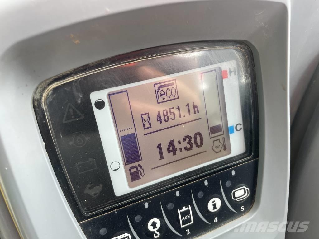 Kubota KX 080-4 Väikeekskavaatorid 7t-12t