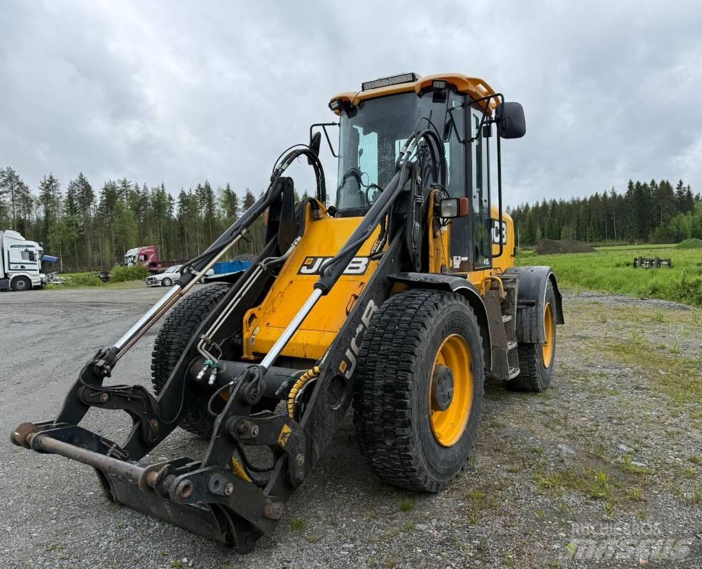 JCB 412 S Rataslaadurid