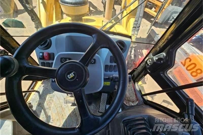 CAT 426F2 TLB Ekskavaatorlaadurid