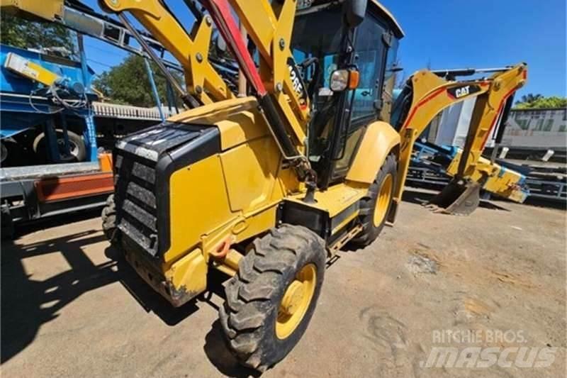 CAT 426F2 TLB Ekskavaatorlaadurid