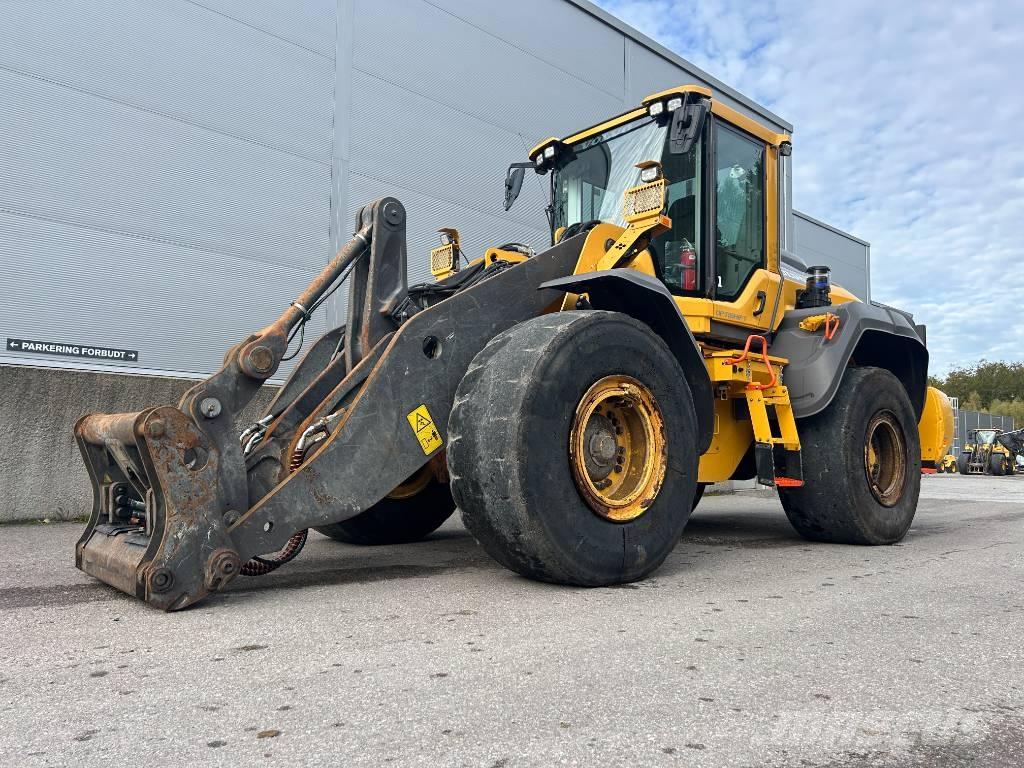 Volvo L120H Rataslaadurid