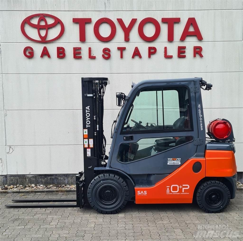 Toyota 02-8FGF25 Gaasitõstukid