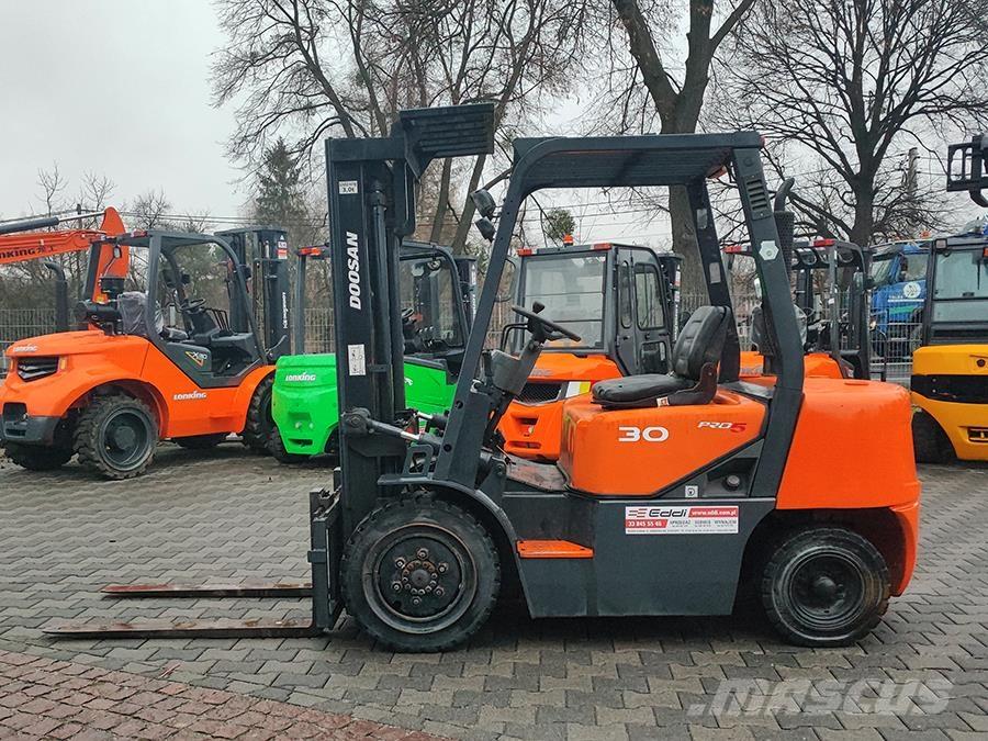Doosan D30G Diiseltõstukid
