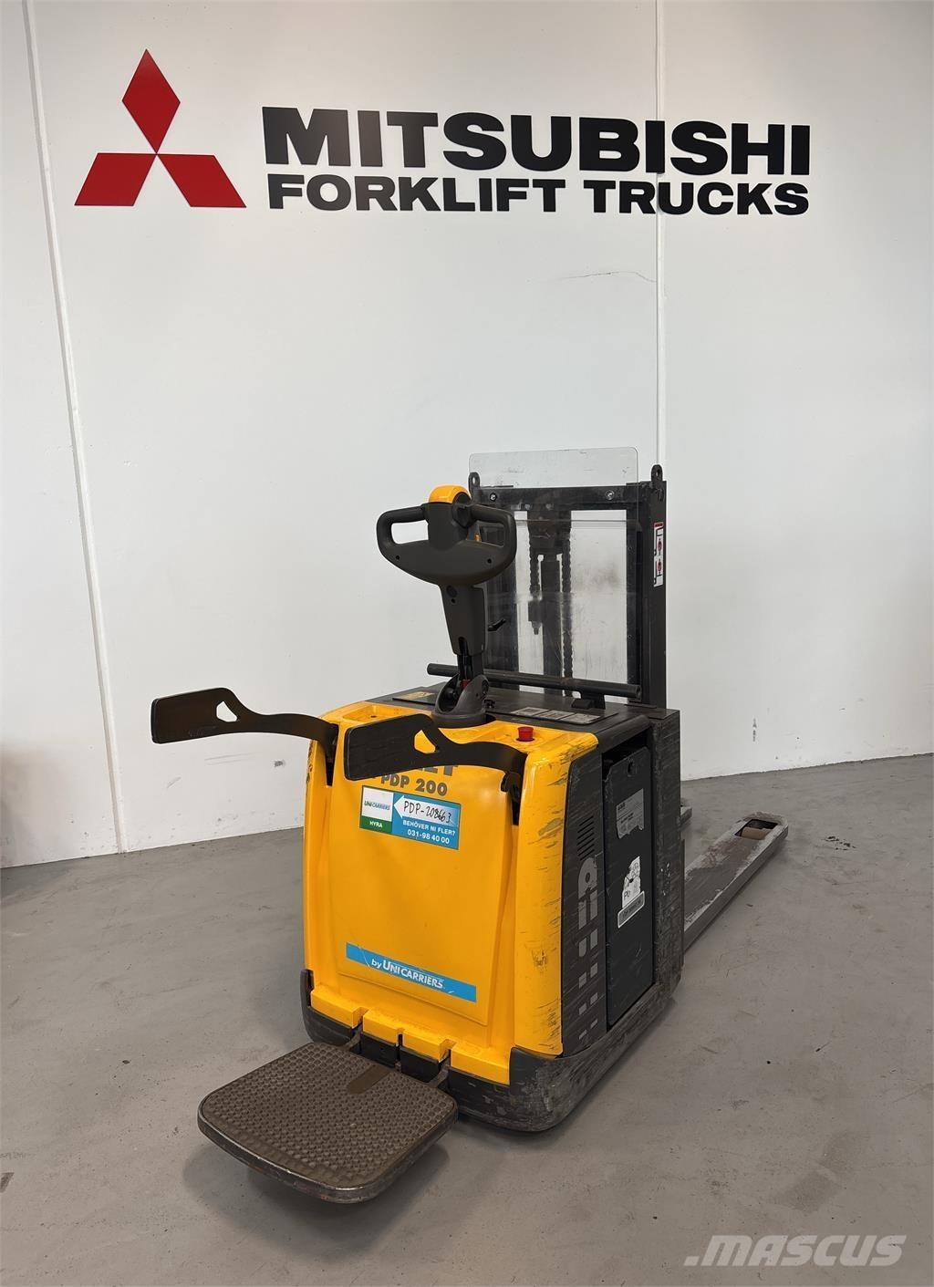 Atlet PDP200 Platvormiga virnastajad