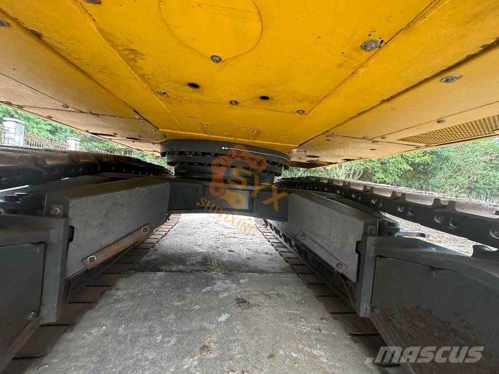 Komatsu PC 450 LC-8 Roomikekskavaatorid