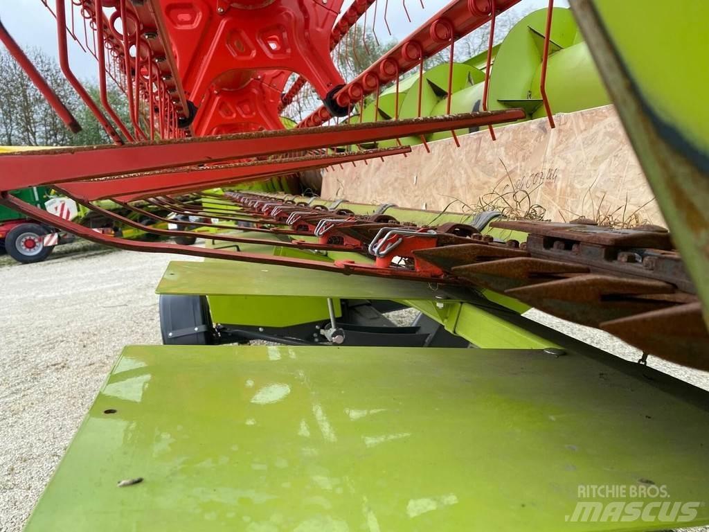 CLAAS 6700TT 4WD Teraviljakombainid