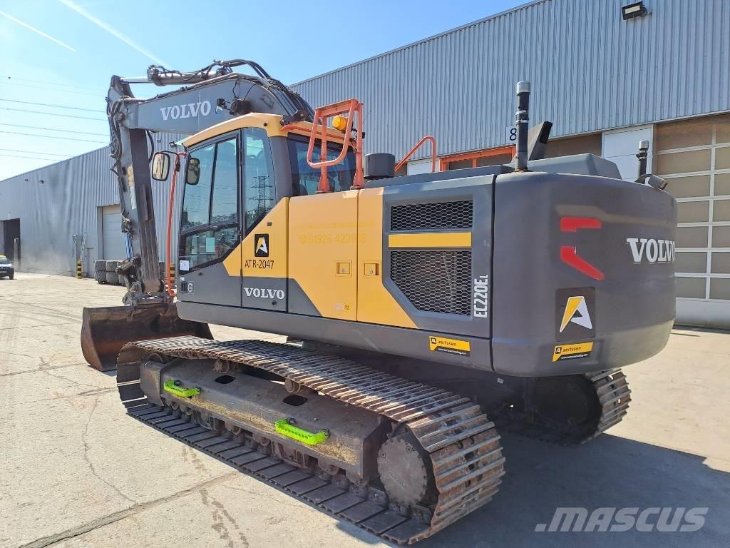 Volvo EC 220 EL Roomikekskavaatorid