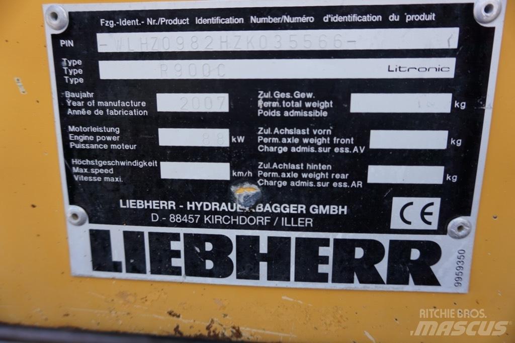 Liebherr R 900 C Roomikekskavaatorid