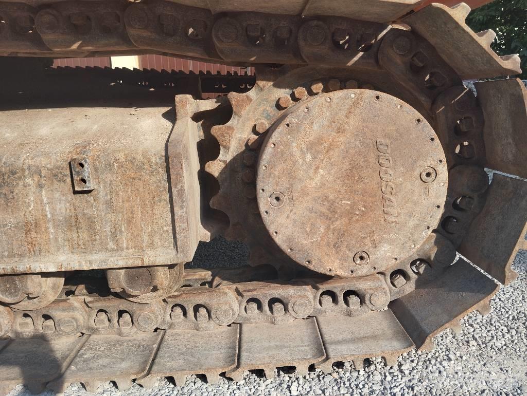 Doosan DX 300 LC Roomikekskavaatorid