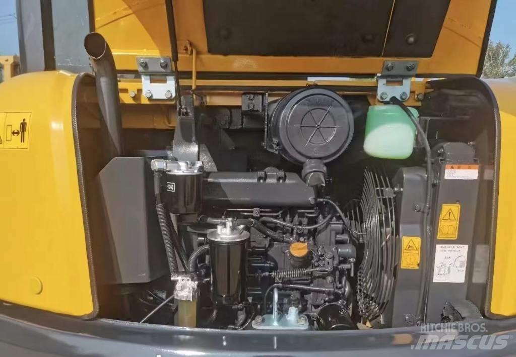 Komatsu PC 56 Miniekskavaatorid < 7 t