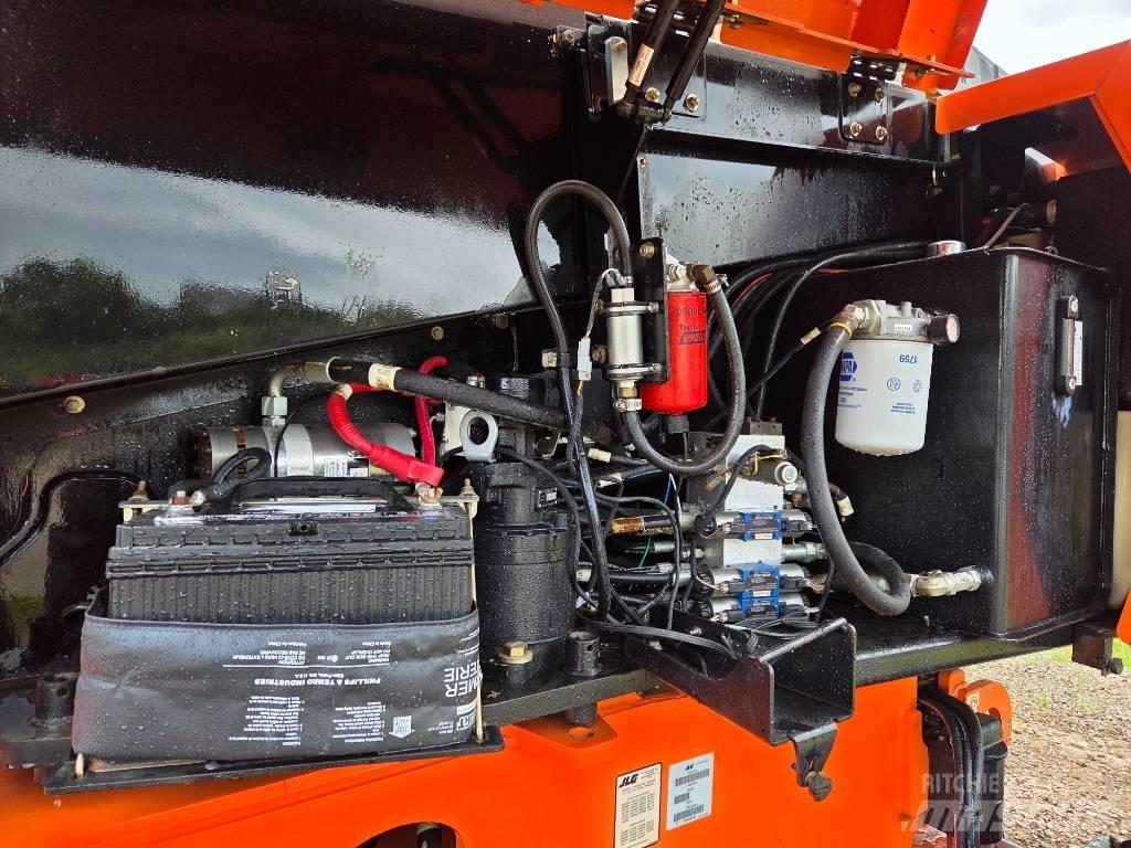 JLG 660 SJ Teleskoop poomtõstukid